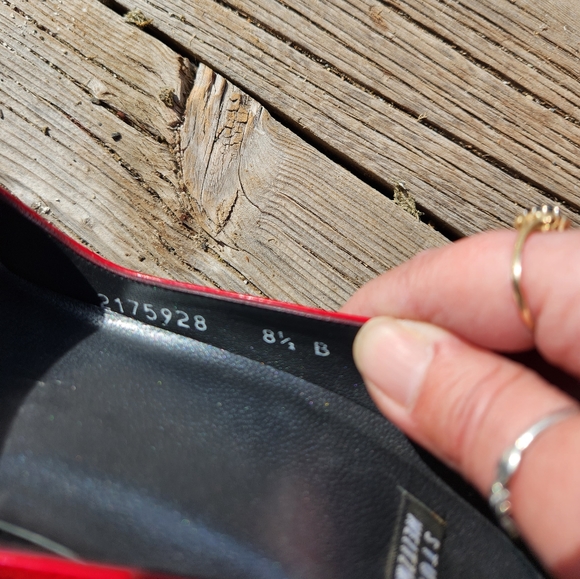 Stuart Weitzman heels - Picture 4 of 10